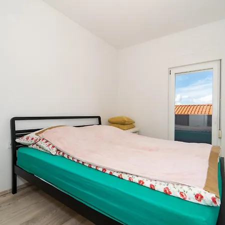 1 Bedroom Cozy In Apartman *