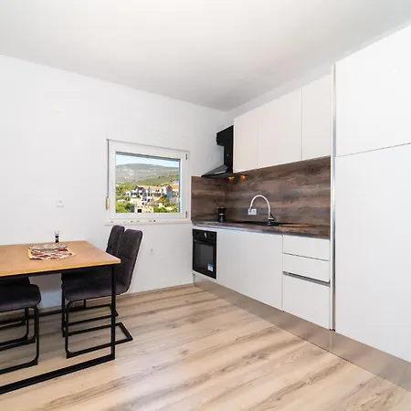 Appartamento Lovely In *